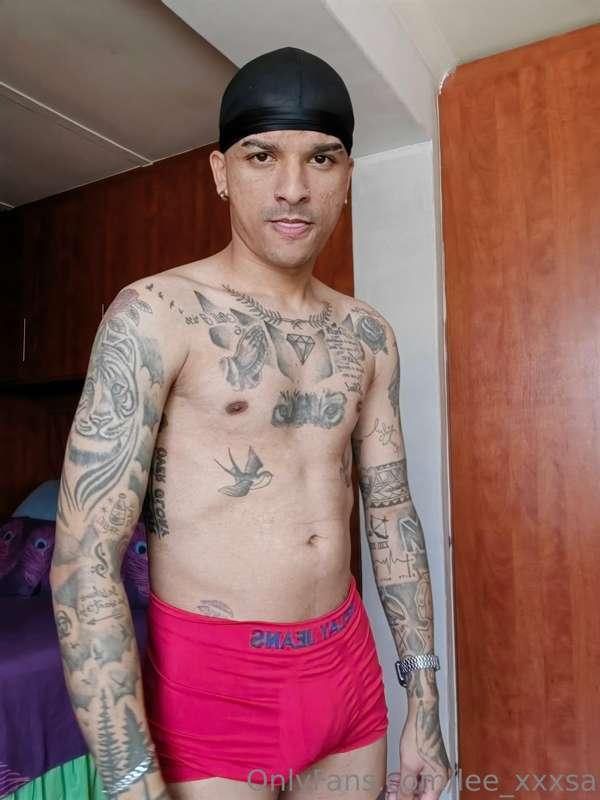 Y'all love the red jockey??👀😉
DM for more private content,et..