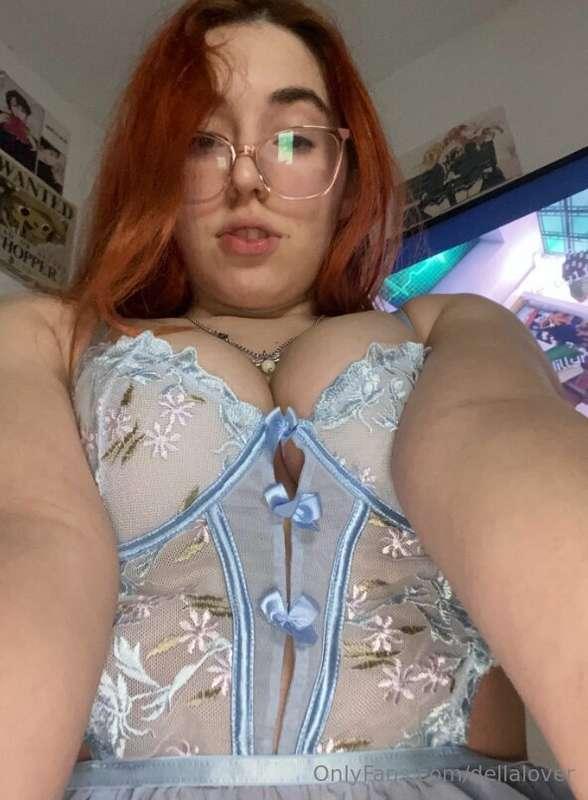 Looking for some fun and flirty conversation? Slide into my ..