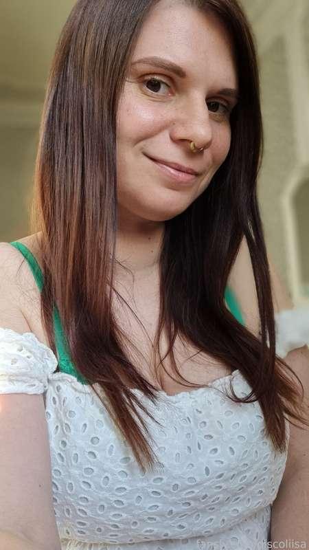 Mommi is feeling naughty tonight, DM?

#mommi #busty #milf #amateur