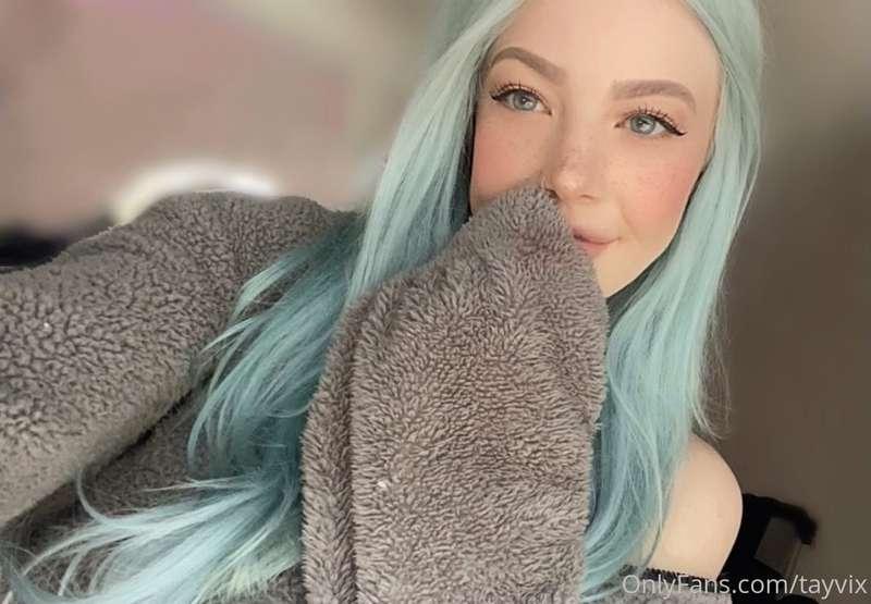 Happy Sunday 🤍 I’m sorry for being inactive on here recently..