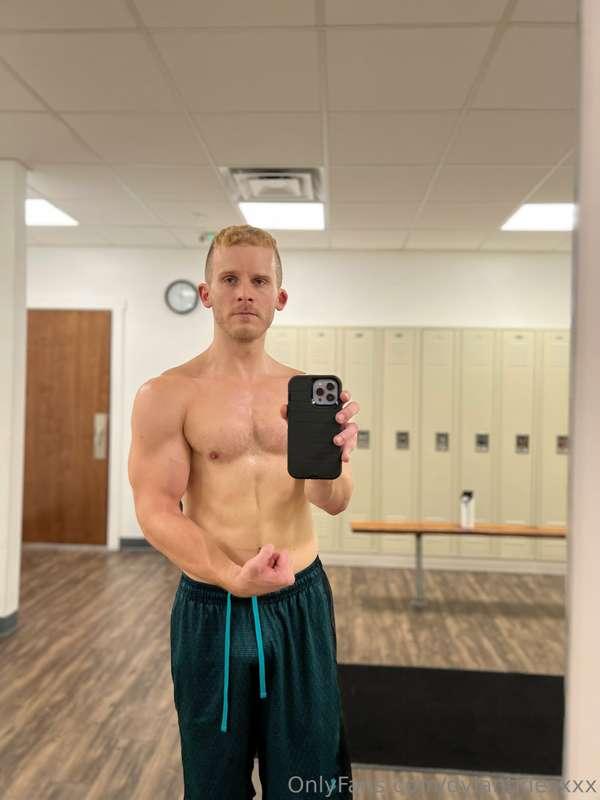 It all started with some fitness photos I posted for feedbac..