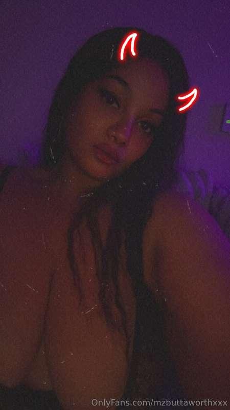I’m on 😈 time. Send me a tip for a naughty treat 👅