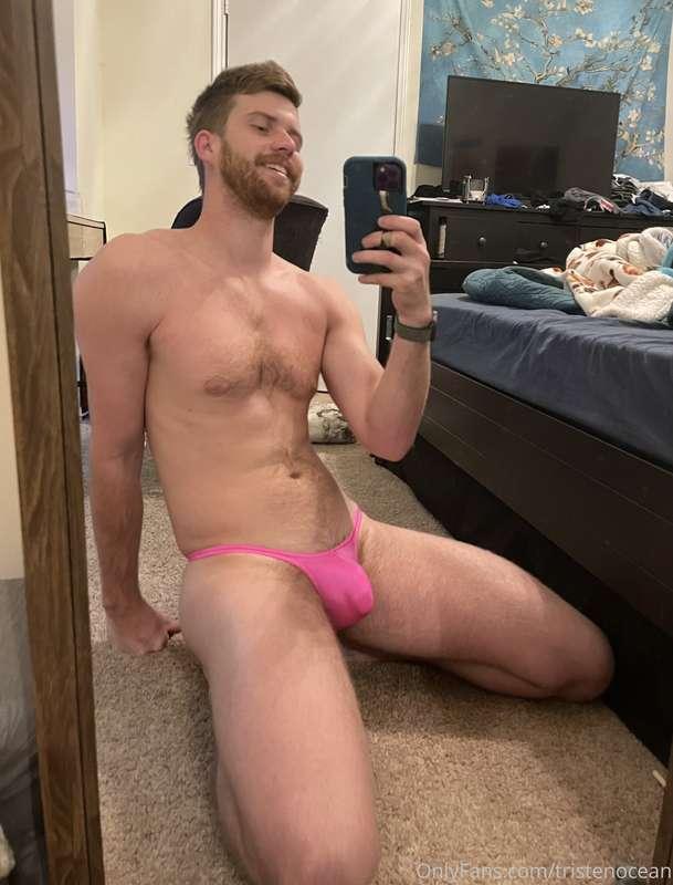 god I love this thong, and it’s actually a swim suit! who wa..