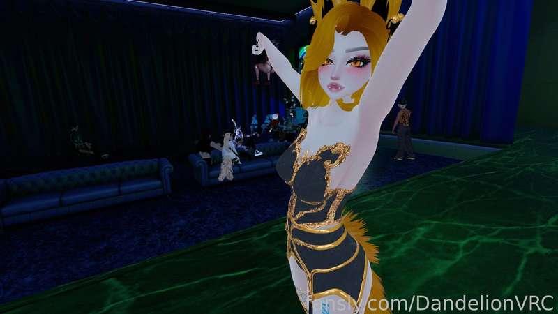Did you know I also host lapdance events? x
I love making sure everyone has a good time x

#vr #fyp #sfw