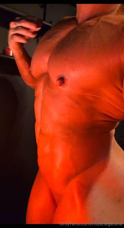 musclegeisha image #3