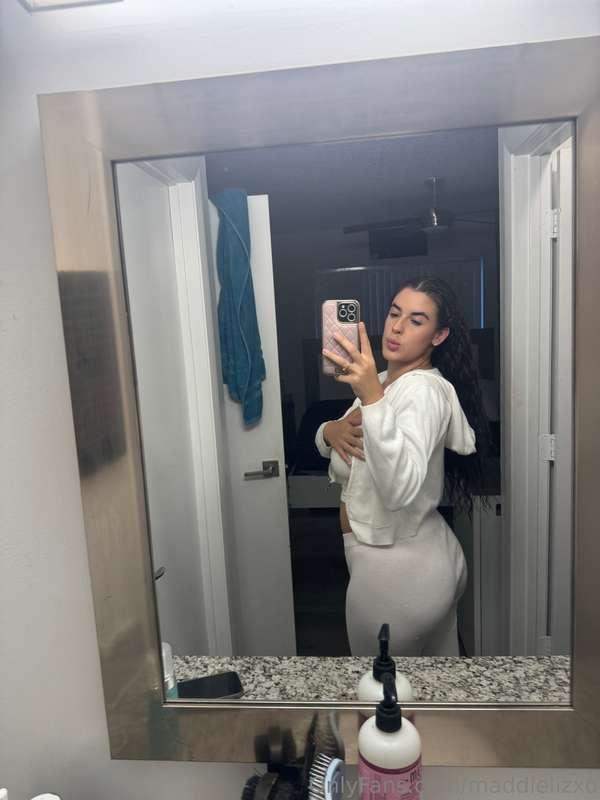 maddielizxo image #0
