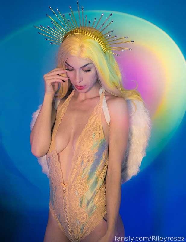 rileyrosez image #2