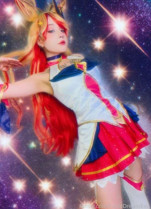 oh no.. it's NEW COSPLAY? :O

☆ #egirl #anime #waifu #cosplay #ahri #alt #leagueoflegends #gamergirl #kawaii #gothgf ☆