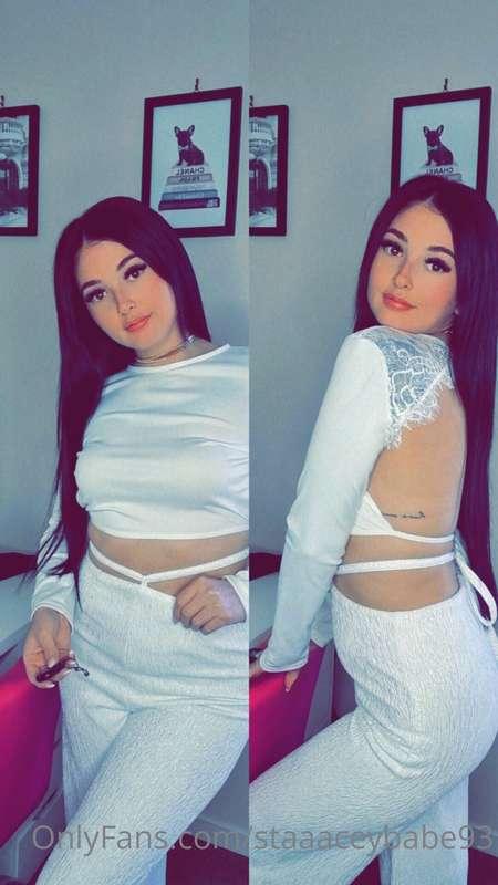 Today 😘 should I post more of what I wear each day as well a..