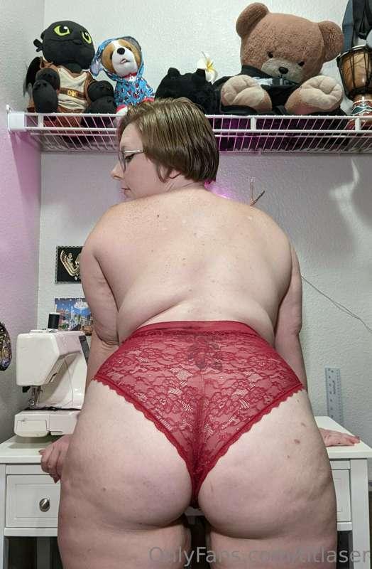 Here's my butt 😜