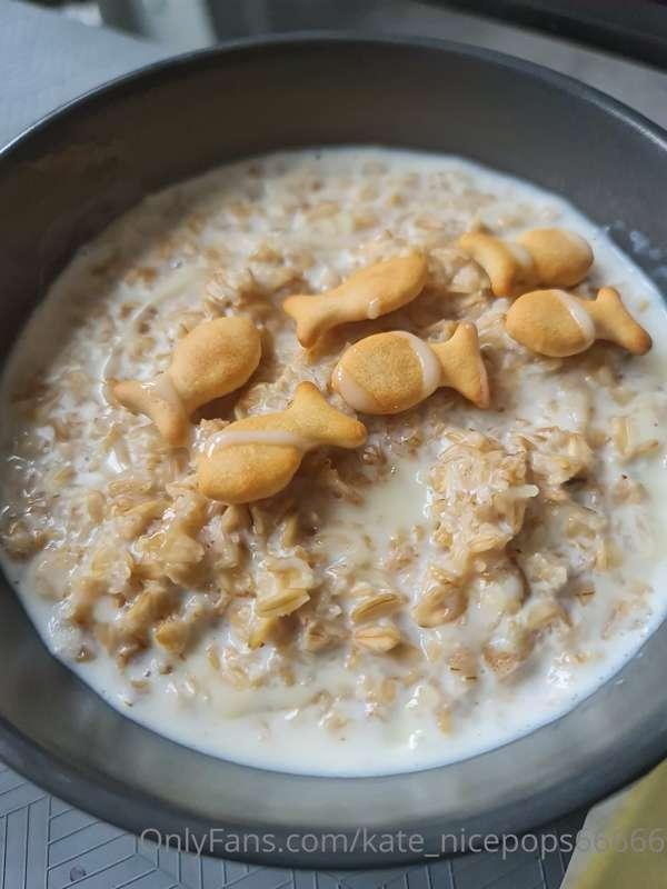 I very rarely eat oatmeal with condensed milk, but today I w..