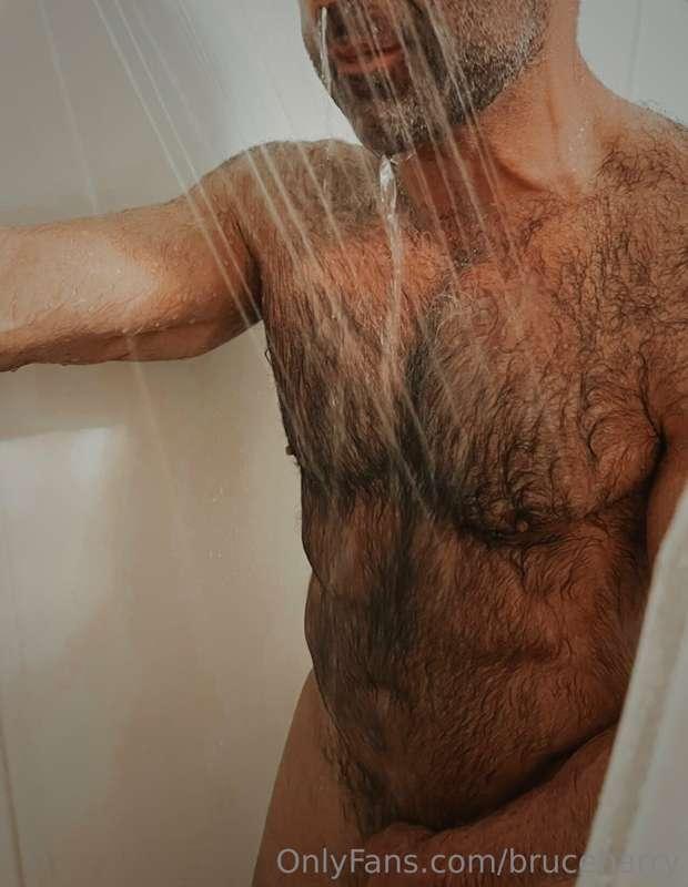 It's getting a little wet in here!  Who wants to join 💦