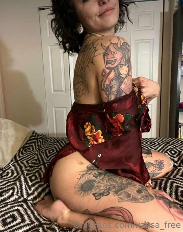 can u tell this is my favorite robe