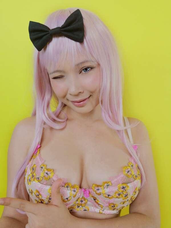 Chika Chika! 

Chika selfie sets is probably one of my bigge..
