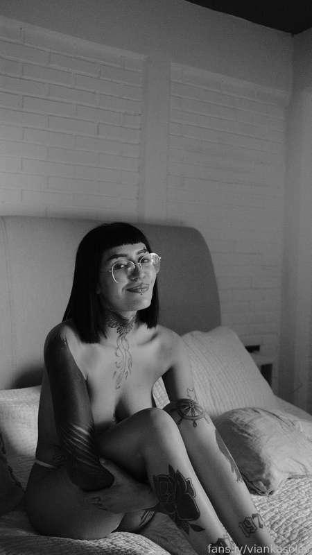 viankasoles image #98