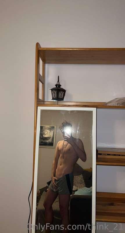 😈