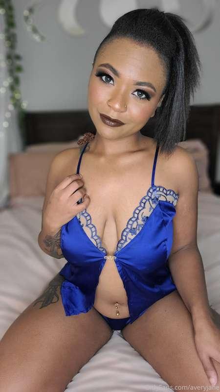 What do you think about this color on me? 😍💙