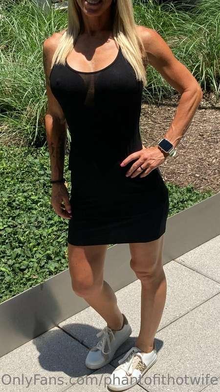 I went with the dress😊 you think he will like it?😘