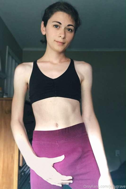 Did you know that i never tuck? Even in leggings 😳😜