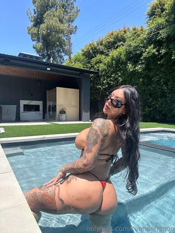 Brb taking an afternoon dip 💦