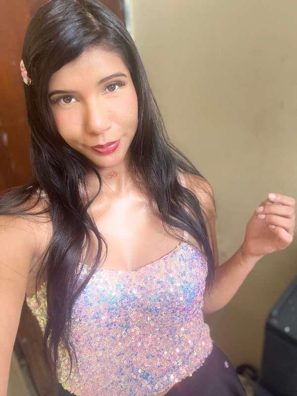 @fresaali @fresaali @fresaaliSweet like an angel, naughty li..