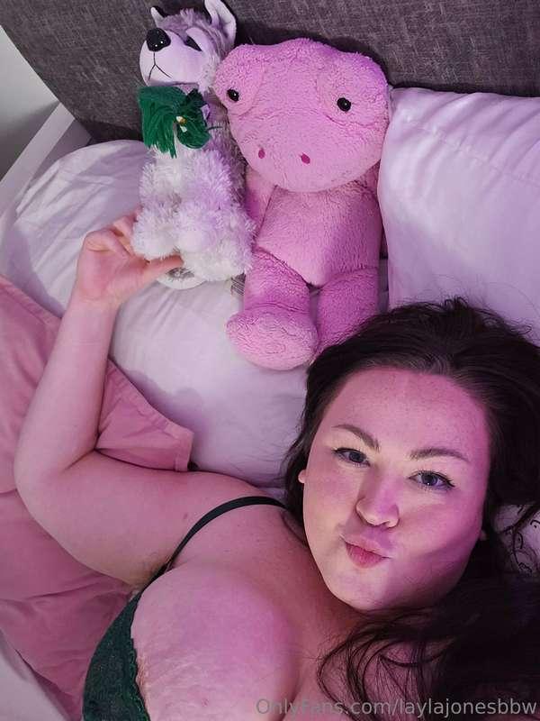 Morning baby! Me and my squad here are ready for a great wee..