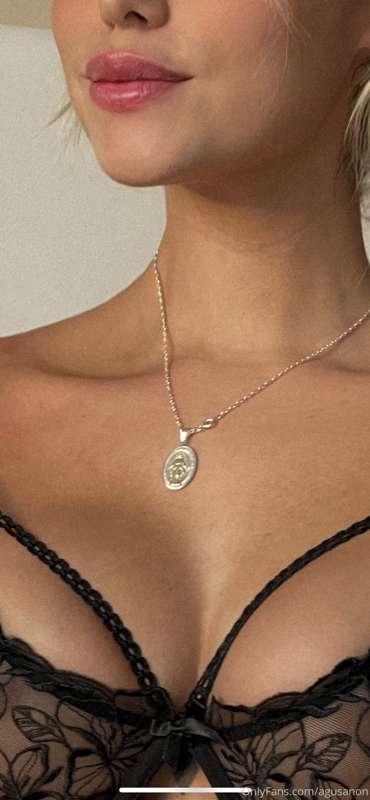 Hey cutie! If you love boobies you have to unlock this one 😏..