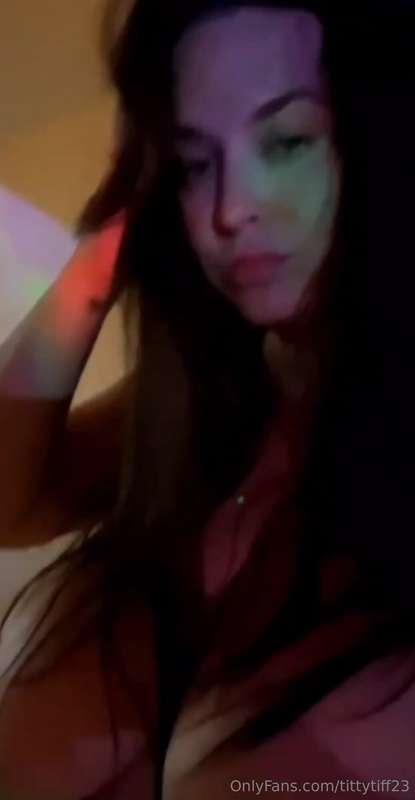 If you wanna see these titties fully exposed watch the video..
