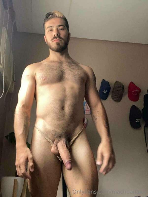 SEXY LATINO GUY ❤️‍🔥
@fedeblue @fedeblue

🍆💦M0NSTER C0CK
😼😼 ..
