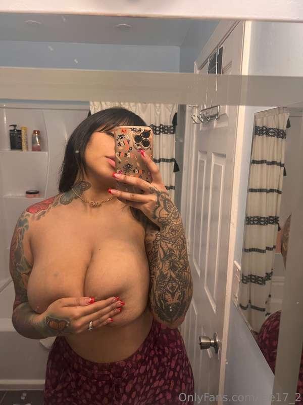 tell me what turns u on the most babe