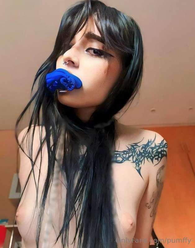 ## **SUB FOR FREE AND PLAY WITH HER TONIGHT ****@nefer_titi_..