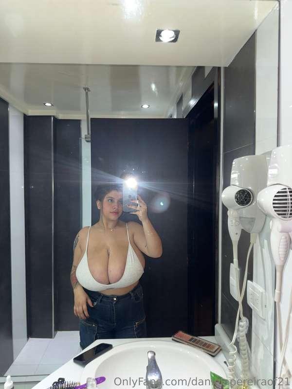 danielapereiraof21 image #8