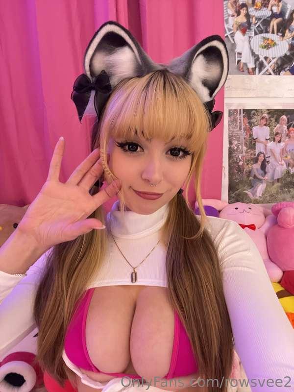 Normalize raccoon girls 💯