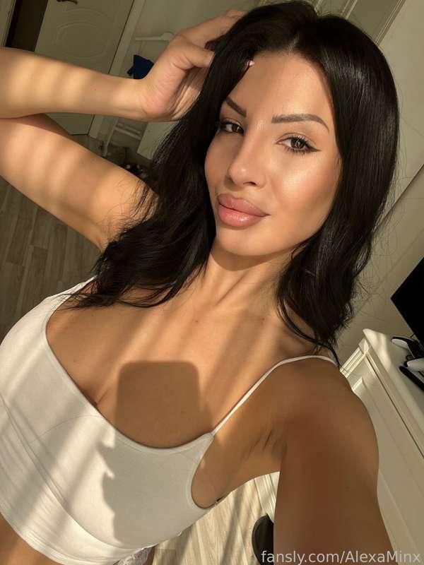 alexaminx image #1