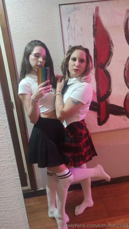 Este mes se vienen cositas muy guays con @toda_para_tii 😈
.
..