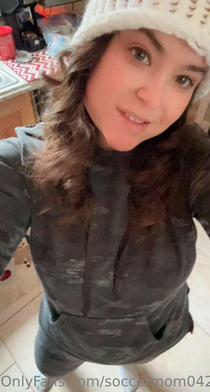 Happy Saturday!! Going out! Buy me a drink