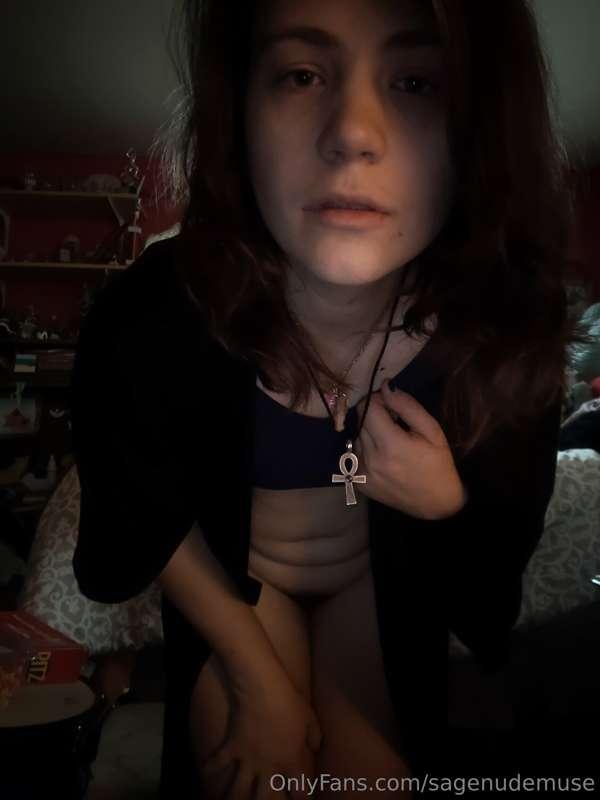 Thank you to those still here 💕 been struggling lately