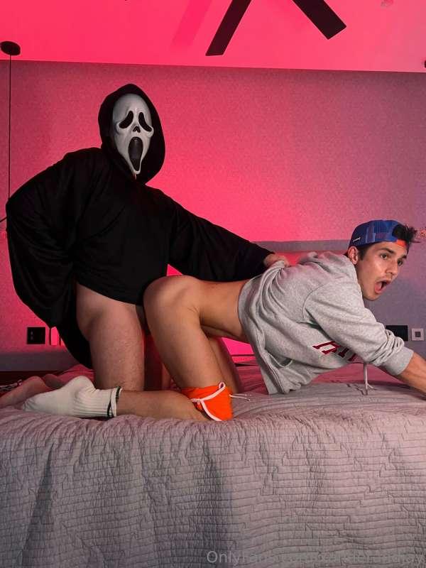 spooky season might be over... but Xander's sex tape with Gh..