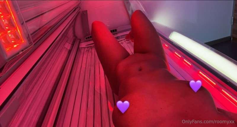 I love going under the sunbeds 💜💜