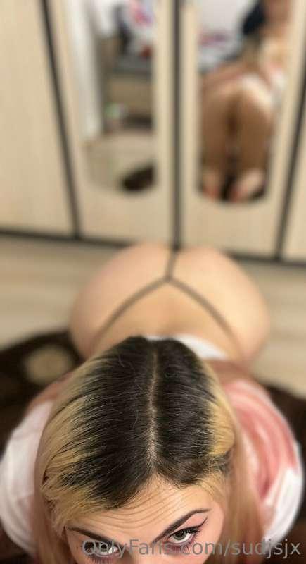 Do you enjoy the view from up there? 🤪