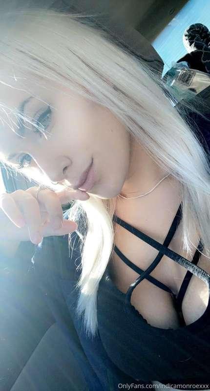 Morning my love. About to shoot some new content for you tod..
