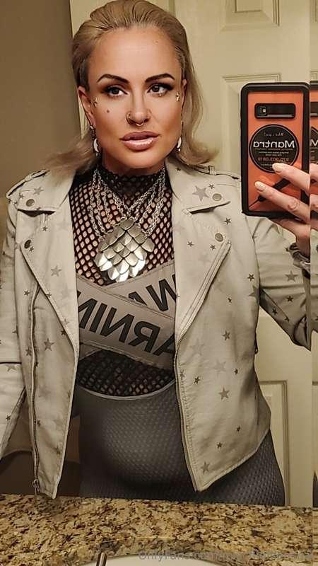 mischiefsensual image #2