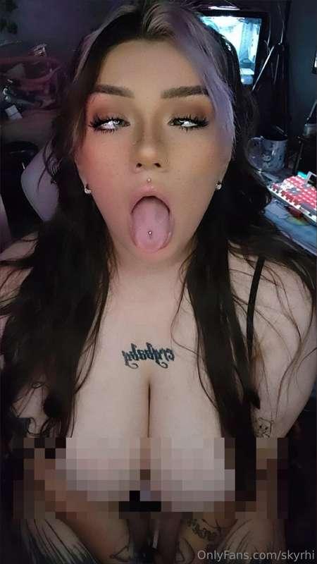 Check your dms 😏