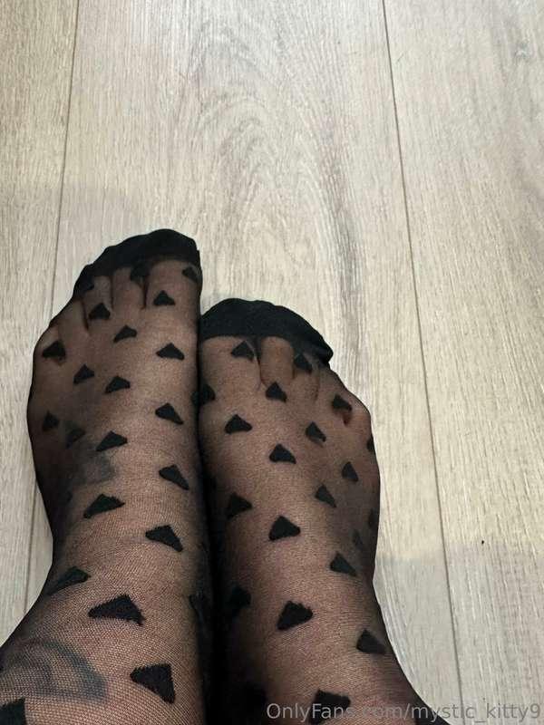Hab diese süßen Socken zugeschickt bekommen , wie findest du..