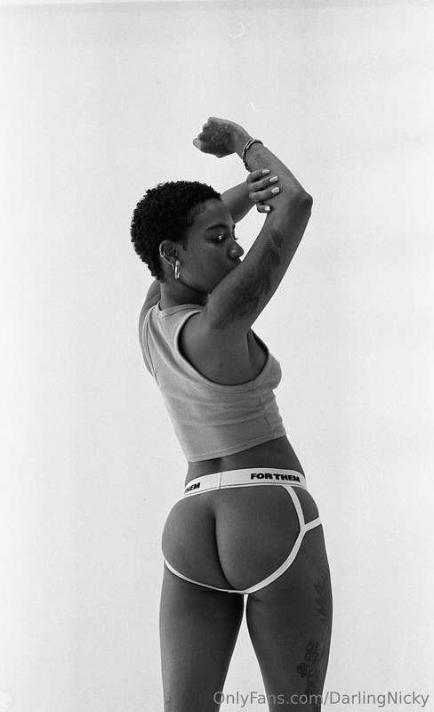 darlingnicky image #0