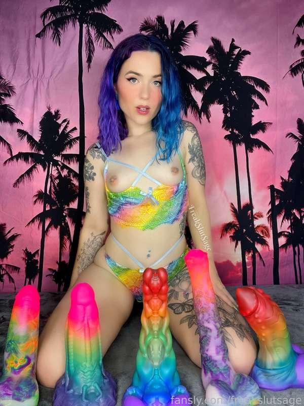 fill me with the rainbow? 🌈👅

#fyp #sizequeen #alt #petite #smallboobs #tattoos #egirl #bigtoys #baddragon #hardcore #anal #fetish #kink 