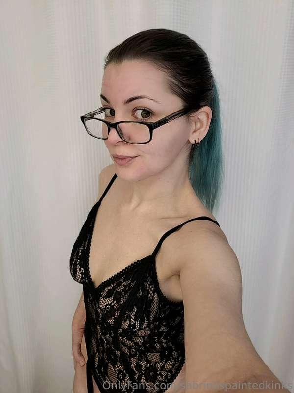 sabrinaspaintedkinks image #0