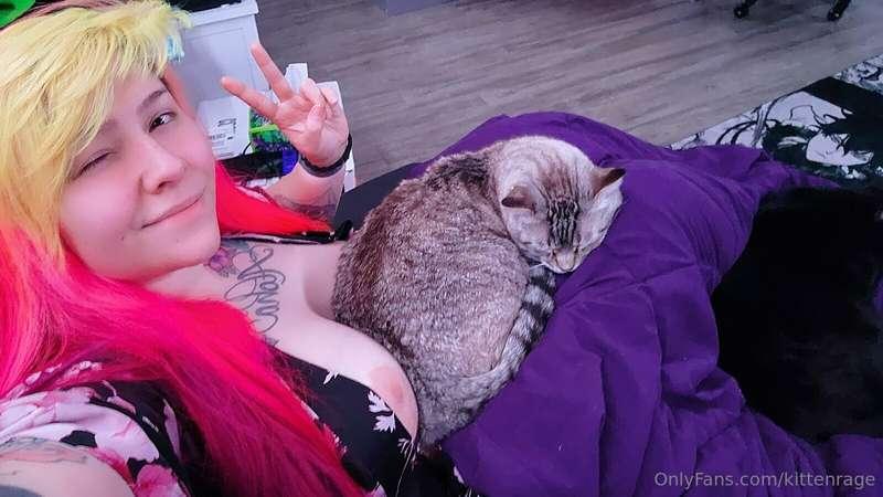 Of course my cat gotta be right in the middle of my titties ..