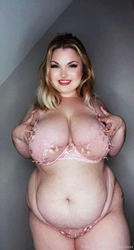 pretty Barbie fuckdoll 💗