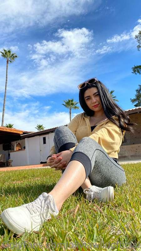 I can be your muse and you can be my artist darling 🎨🖼️🖌️